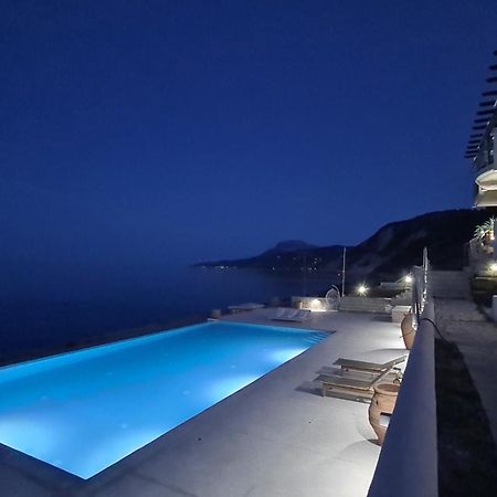 Villa Serafeim Кими Экстерьер фото